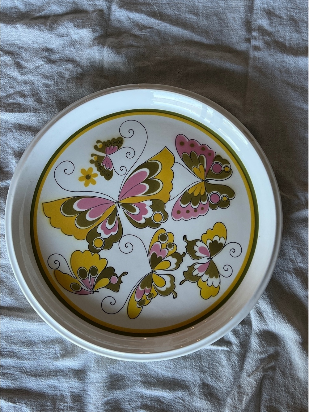 Mikasa Light 'n Lively Cho Cho D5403 Butterfly Ceramic Serving Plate